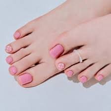 Pink-Toe-Nail-Colors-10