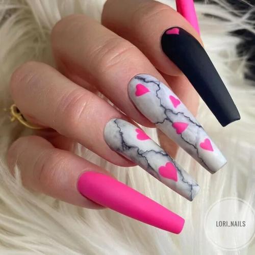 Pink-Valentines-Day-Nails-1