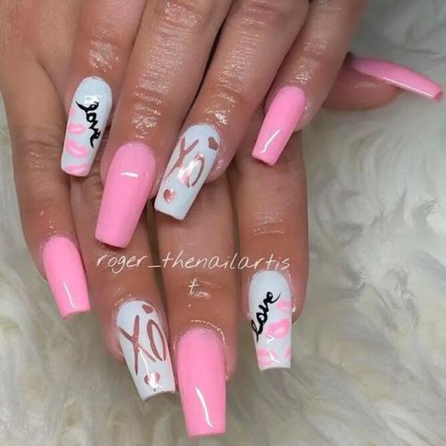 Pink-and-White-Acrylic-Nails-2