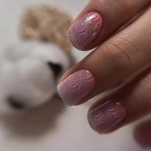 Pink-and-White-Nails-Lace-1