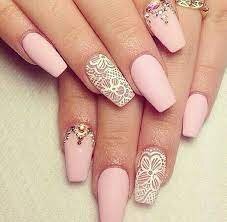 Pink-and-White-Nails-Lace-4