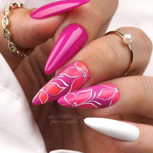 Pink-and-White-Nails-with-Flowers-1