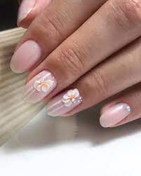 Pink-and-White-Nails-with-Flowers-3
