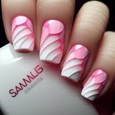 Pink-and-White-Ombre-Nails-5
