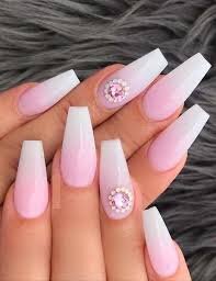 Pink-and-White-Ombre-Nails-9