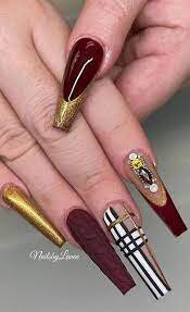 Plaid-Designs-For-Burgundy-Nails-4