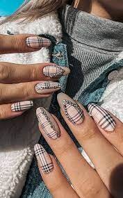Plaid-Nails-for-Fall-Manicure-7