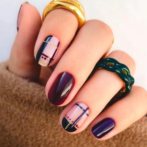 Plaid-Short-Nail-Designs-4