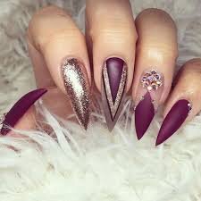 Pointy-Nails-Designs-for-Everyday-9