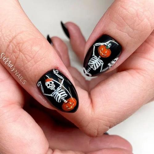 Pumpkin-Halloween-Nail-Art-2