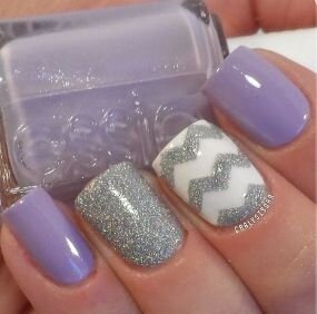 Purple-Chevon-Wedding-Nail-Idea-1