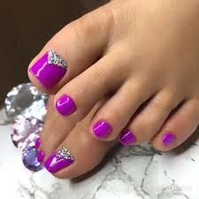 Purple-Pedicure-Temptation-10