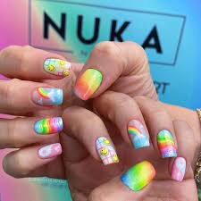 Rainbow-Nails-Art-3