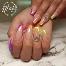 Rainbow-Nails-for-Spring-Break-13