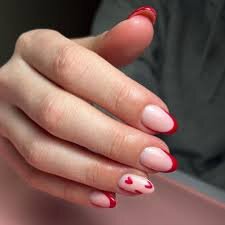 Red-Short-Nails-8