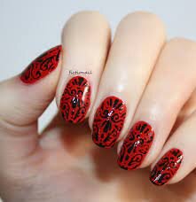 Red-and-Black-Nails-5