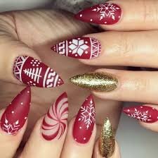 Red-and-White-for-Christmas-13