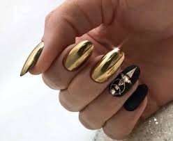 Regal-Gold-French-Tip-Nail-Art-5