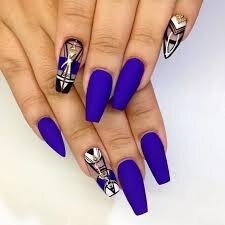 Royal-Blue-Coffin-Nails-4