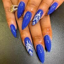 Royal-Blue-Stiletto-Nails-4