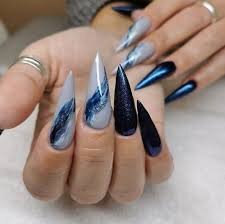 Royal-Blue-Stiletto-Nails-6
