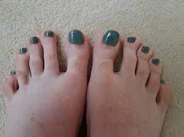 Sage-Green-Toes-5