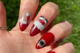 Santa-Christmas-Nails-5