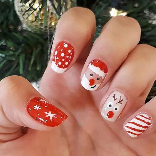 Santa-and-Rudolph-Nails-1