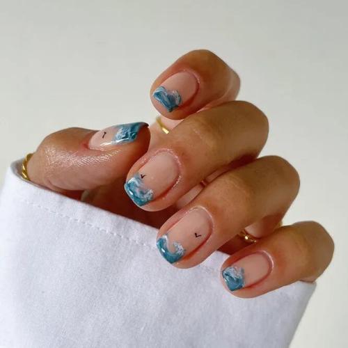 Sea-Themes-for-Spring-Break-Nails-2