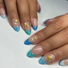 Sea-Themes-for-Spring-Break-Nails-8