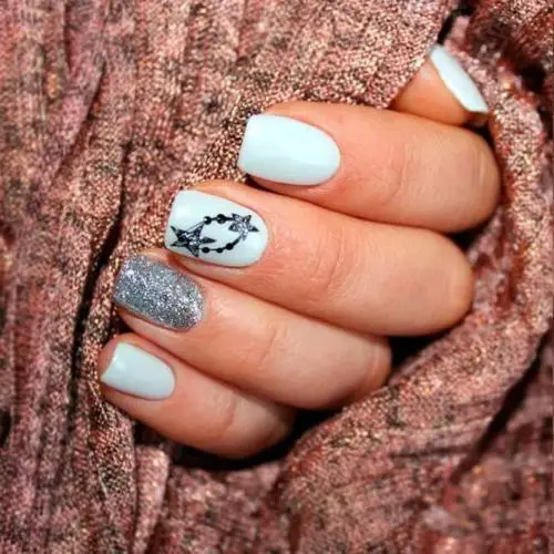 Sequins-Star-Nails-Designs-2