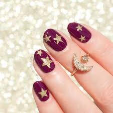 Sequins-Star-Nails-Designs-7