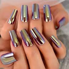 Sexy-Metallic-Nails-2