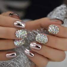 Sexy-Metallic-Nails-4
