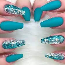 Shimmery-Luxury-Nails-7