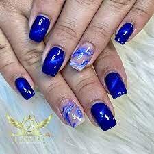 Shimmery-Luxury-Nails-8