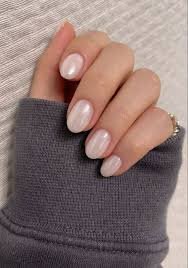 Short-Almond-Acrylic-Nails-8