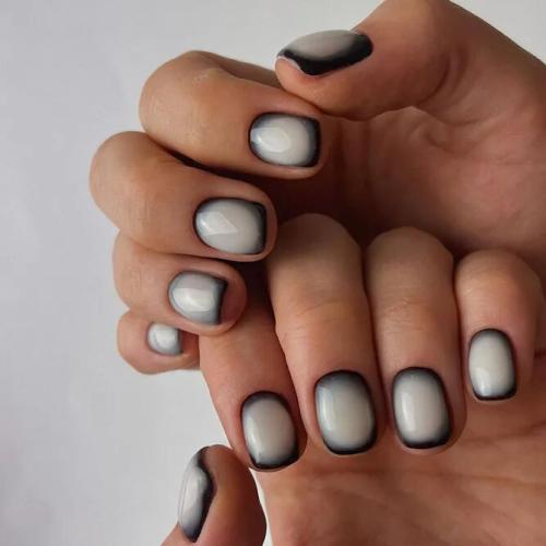 Short-Black-and-White-Nail-Designs-1