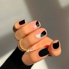 Short-Black-and-White-Nail-Designs-8