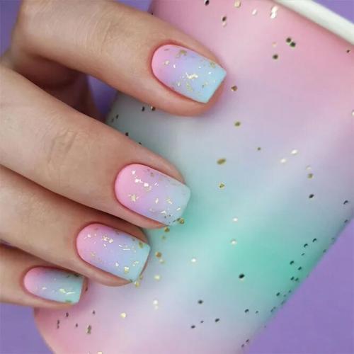 Short-Ombre-Manicure-1