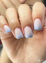 Short-Ombre-Manicure-7