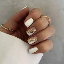 Short-White-Nails-4