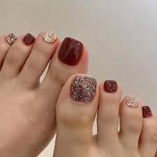 Silver-Glitter-Toe-Nails-8