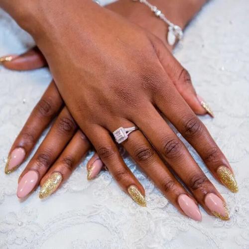 Silver-and-Gold-Nail-Designs-for-Brides-1