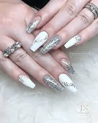 Silver-nail-designs-4