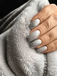 Silver-nail-designs-9