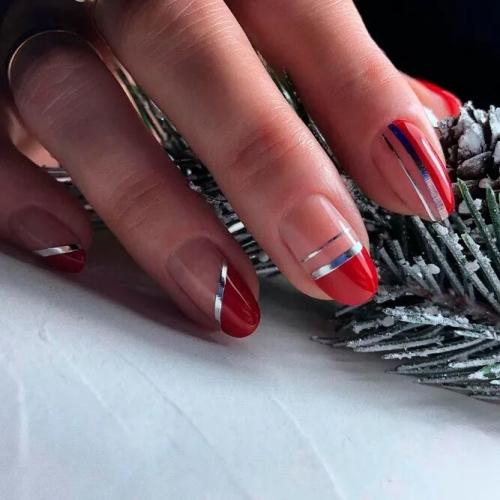 Simple-Striped-New-Years-Nails-1