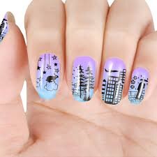 Skyline-Nails-with-Animals-7