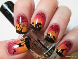 Skyline-Nails-with-Animals-9