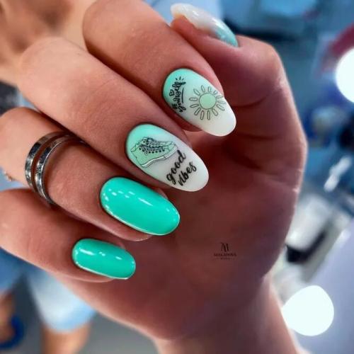 Soft-Ombre-Aqua-Nails-2